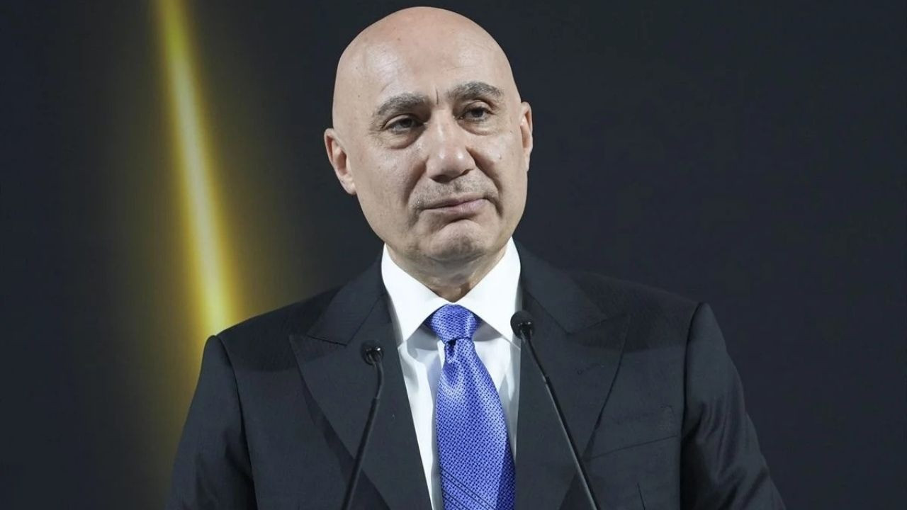 Avrupa'nın zirvesi Türklerin! VakıfBank Spor Kulübü Başkanı Osman Arslan: Güçlü Türkiye'nin yolu güçlü kadından geçer