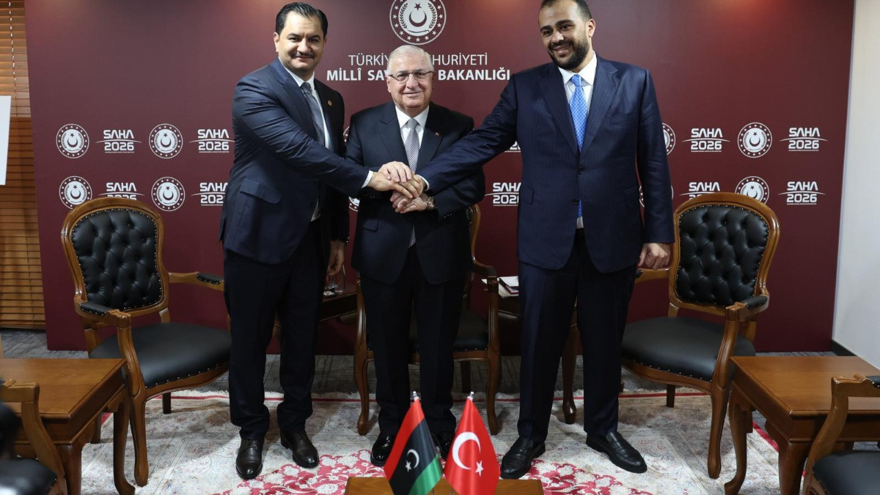 Bakan Güler Libya Savunma Yetkilileri ile görüştü