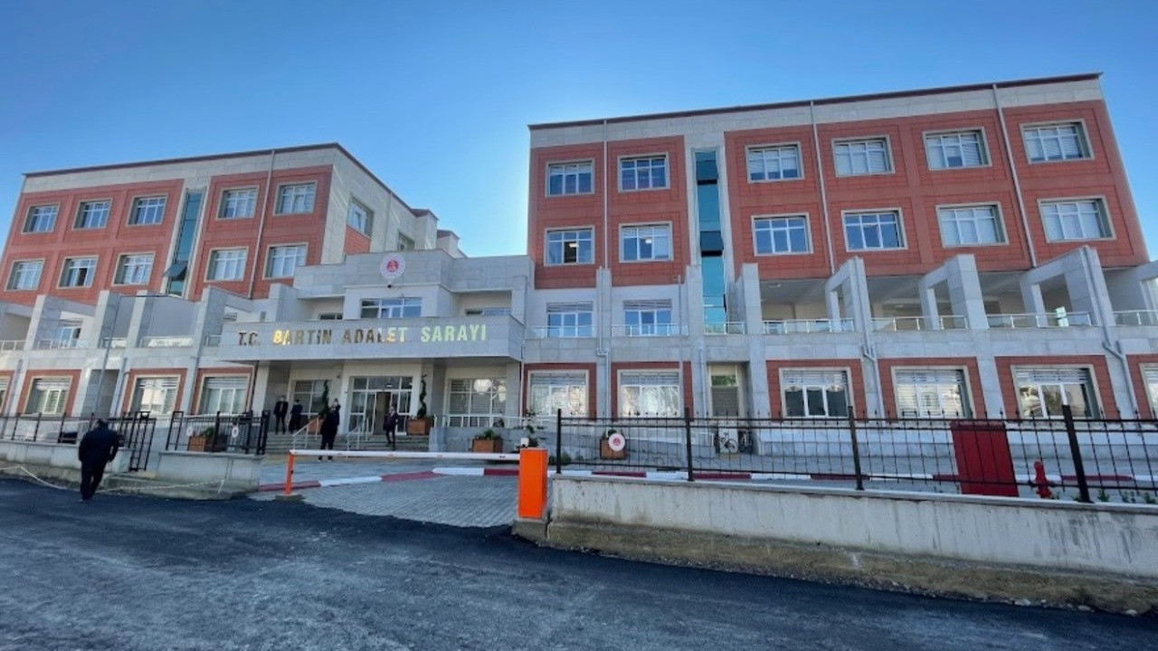 Bartın'da infial yaratan olay! 13 yaşındaki kız çocuğuna istismar soruşturmasında 33 tutuklama!
