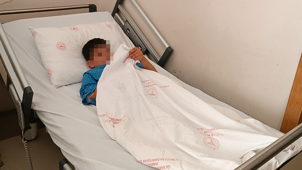 Parkta dehşet! İlkokul öğrencisi tüfekle bacağından vuruldu