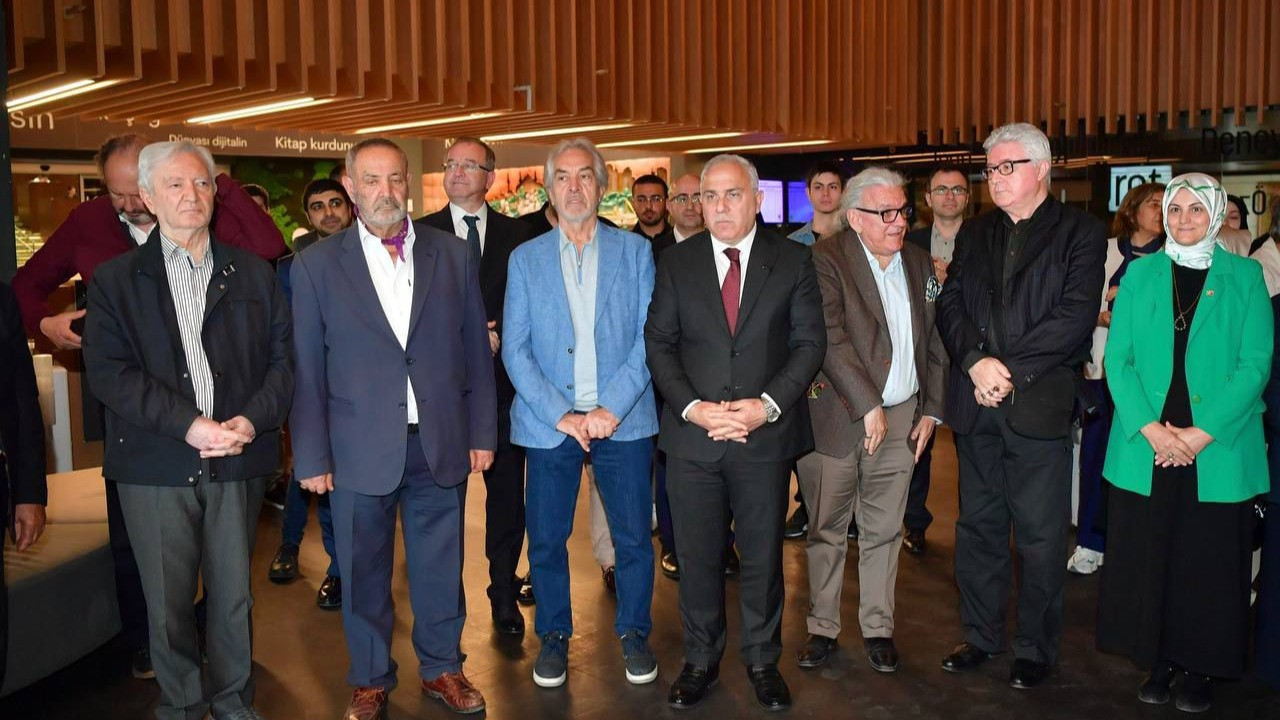 Fatih’te kültür ve sanatın anlamlı buluşması! Kûfî’nin İhtişamı” sergisi açıldı
