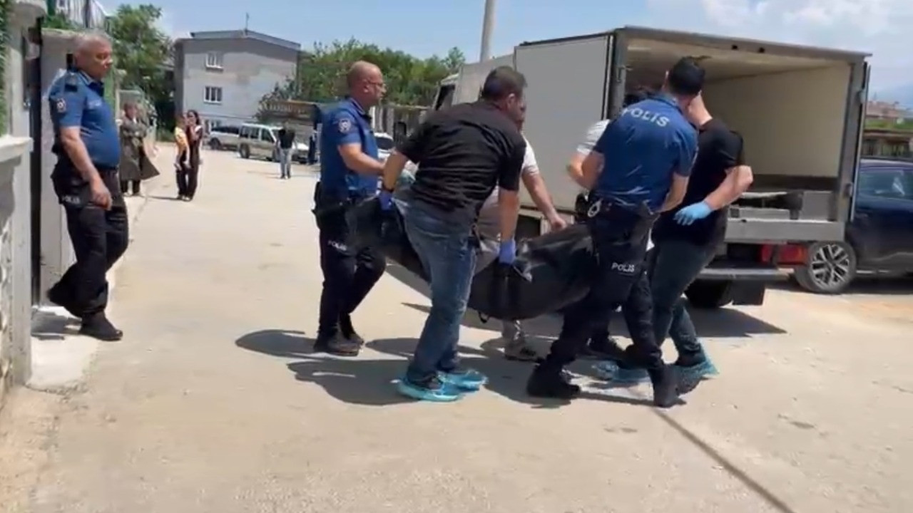 Kan donduran olay! 10 yaşındaki oğlunun gözü önünde eşini katletti