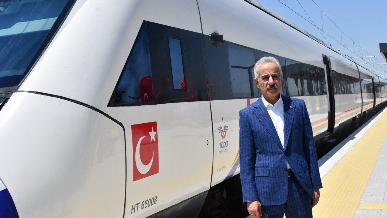 Türkiye’nin Avrupa kapısında tarihi adım! Bakan Uraloğlu duyurdu: 4 saatlik Yol 1,5 saate düşecek!