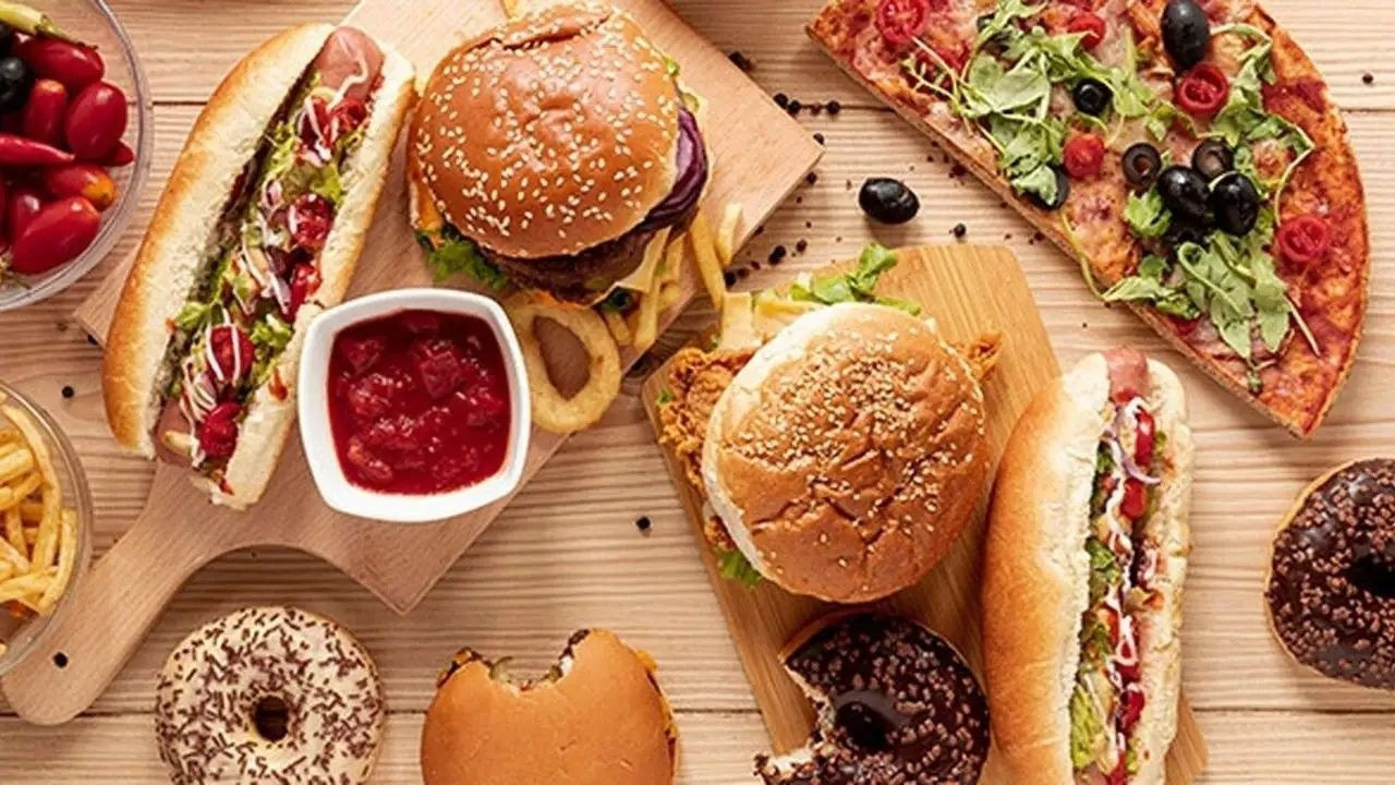 57 yıllık fast food devinde büyük küçülme: 700 şube kapanıyo