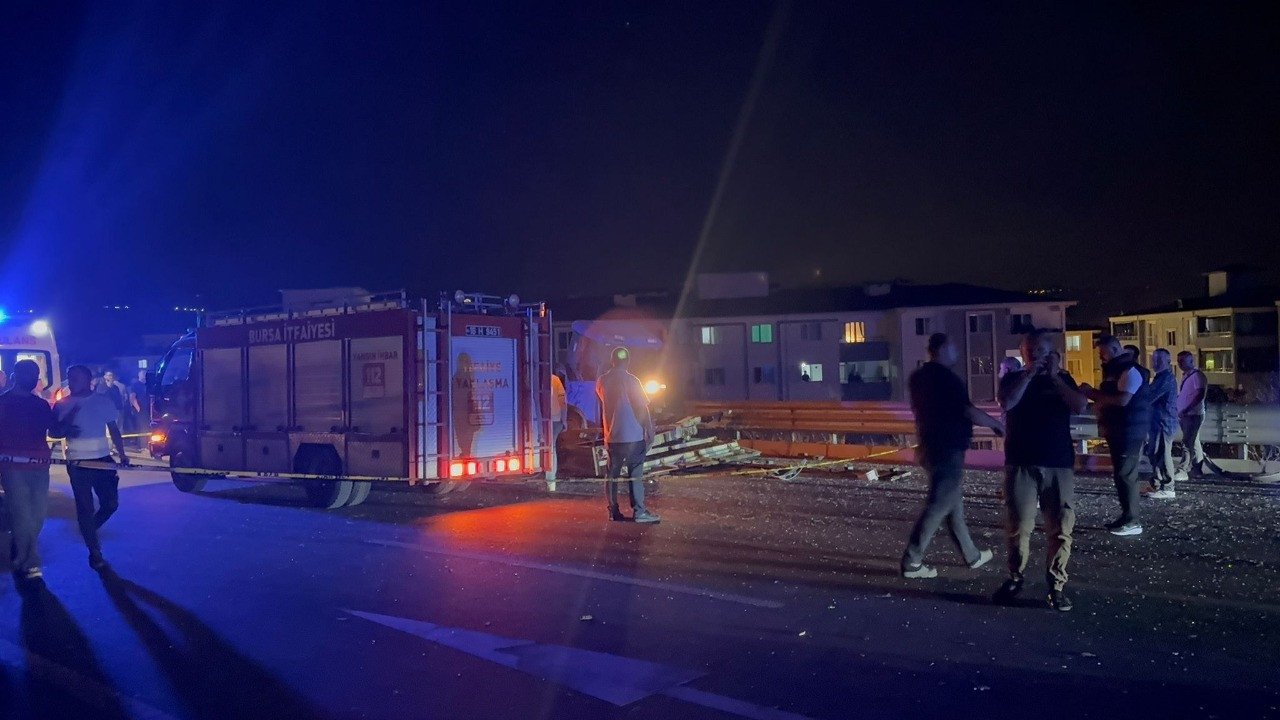 Korkunç kaza! TIR, traktöre arkadan çarptı: 1 ölü