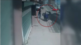 Kocaeli’de dehşet anları: Tartıştığı motosikletliye otomobiliyle çarptı