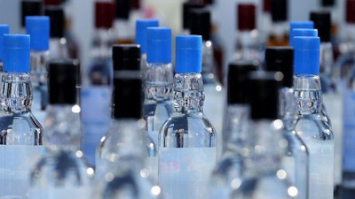 Sahte alkol yüzünden hayatını kaybetti