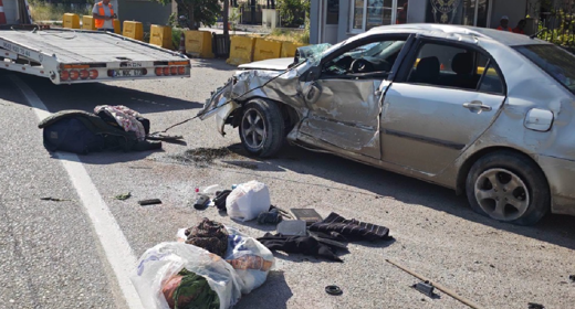 Feci kaza! Kamyonla çarpışan otomobil takla attı: Ölü ve yaralılar var