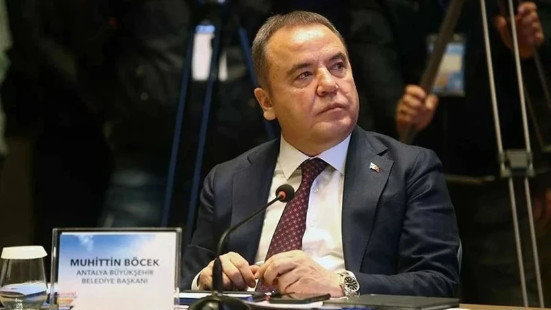 Muhittin B&ouml;cek&rsquo;i zora sokacak ifade! İş vaadi, akşam yemeği ve &ldquo;fuhuş&rdquo; su&ccedil;laması... - Resim : 2