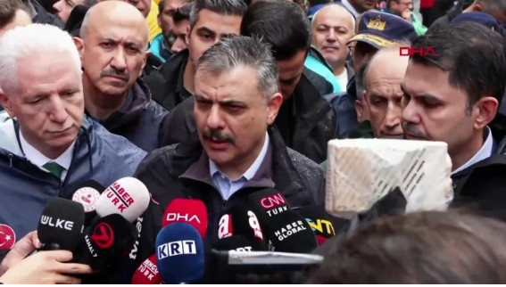 Bakan Kurum ve Çiftçi Ayazağa'da! Son durumu aktardılar - Resim : 3