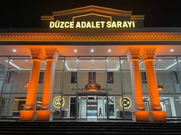 Usulsüz icra operasyonunda 4 şüpheli tutuklandı