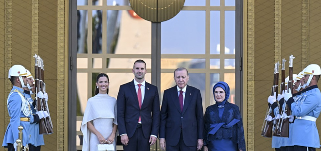 Külliye'de NATO resepsiyonu: 32 ülkenin lideri Ankara'da - Resim : 11