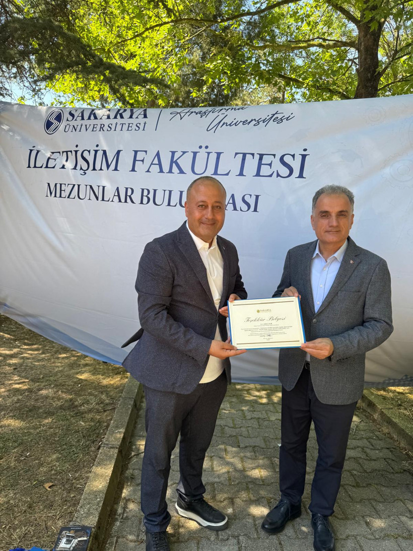 Tezden kitaba, kitaptan ödüle dönüştü: “Yüzyılın Tanığı”na akademik takdir
