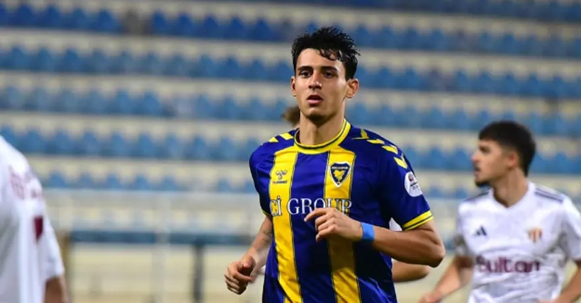 Aynı durakta ikinci cinayet: Bucasporlu futbolcunun taksi şoförü babasına kanlı saldırı! - Resim : 3