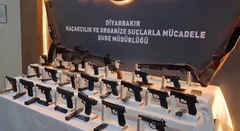 13 ilde silah ka&ccedil;ak&ccedil;ılığı operasyonu: 19 tutuklama - Resim : 4