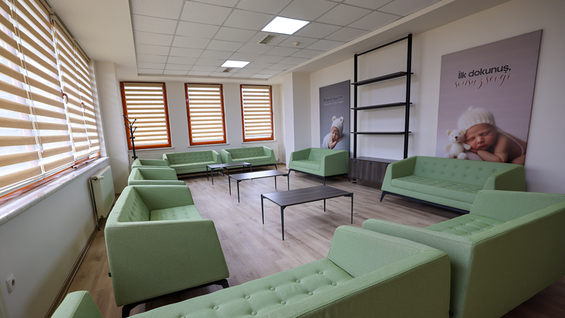 Konya&rsquo;da sağlıkta b&uuml;y&uuml;k d&ouml;n&uuml;ş&uuml;m! İlk Adım Ebe Gebe Okulu&rsquo;nun ikincisi Sel&ccedil;uklu'da a&ccedil;ıldı - Resim : 7