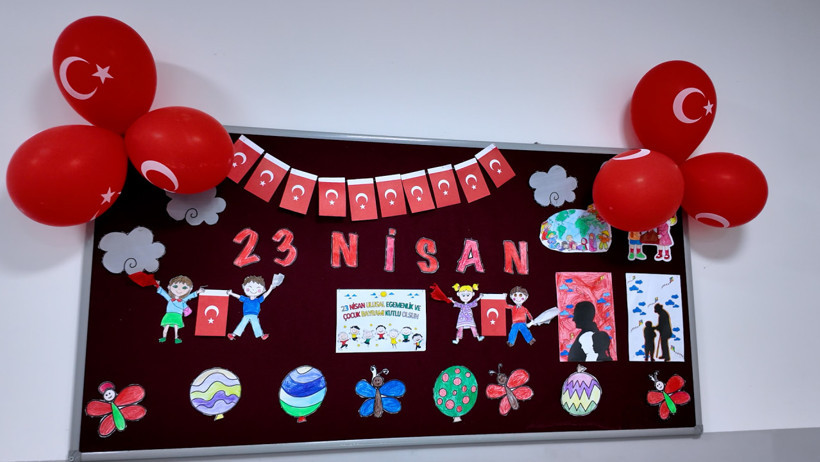 Diyarbakır’da deprem sonrası yapılan okulda ilk 23 Nisan coşkusu! Bakan Kurum paylaştı: “Yepyeni bir okulda, bayramın heyecanı bir başka oluyor” - Resim : 2