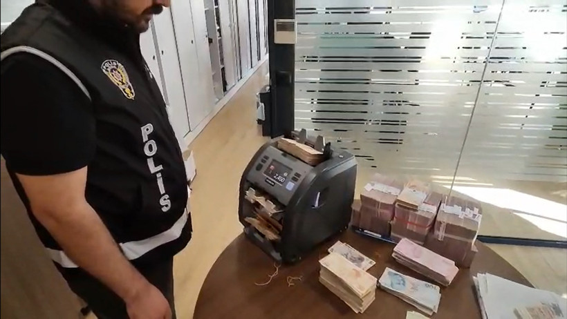 Alihan Kuriş gizli bölmede yakalandı! Evde şoke eden detay!
