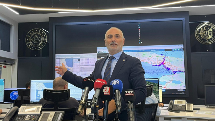Kaptanlar &ccedil;arpışma &ouml;ncesi telsizle konuşmuş! Rota ayarlaması yapmışlar: İşte o diyalog
