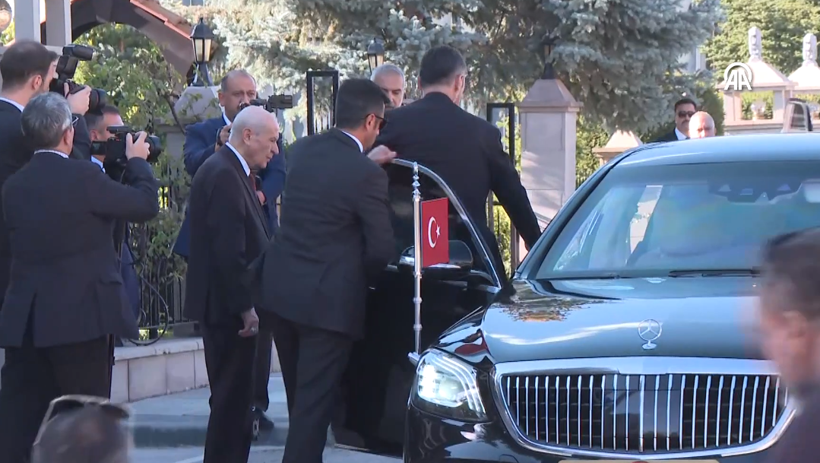 Ankara'da kritik g&ouml;r&uuml;şme! Erdoğan'dan Bah&ccedil;eli'ye ziyaret... Ne konuşuldu?