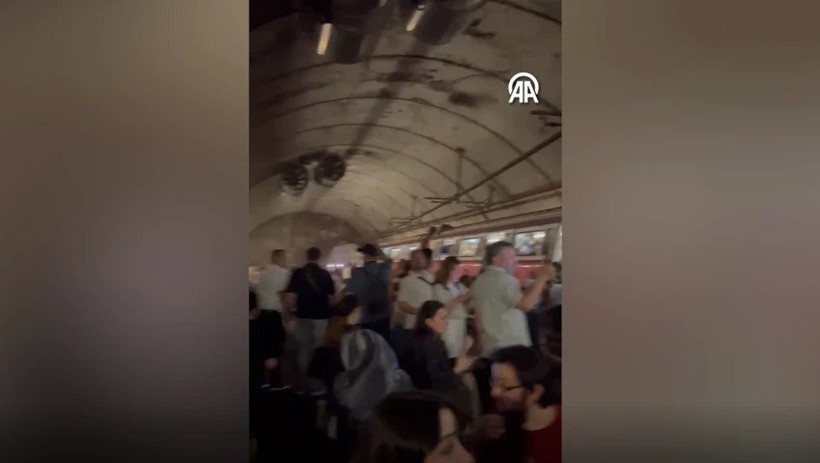 M4 Kadıköy-Sabiha Gökçen Havalimanı metrosunda korku dolu anlar! Vagon raydan çıktı, 3 kişi hastanelik oldu