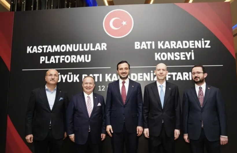 İstanbul'da Batı Karadenizli hemşehriler Ramazan sofrasında buluştu - Resim : 3