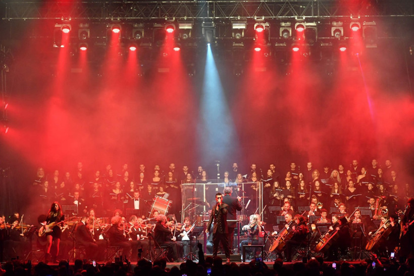 Dönmek İçin Eve: Kaçtığımız Yerle Yüzleşmek - Resim : 2