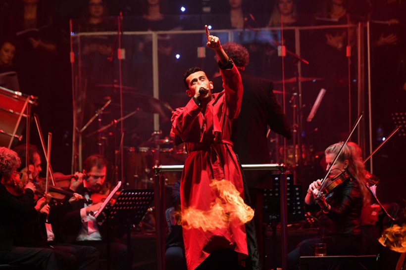 Dönmek İçin Eve: Kaçtığımız Yerle Yüzleşmek - Resim : 3