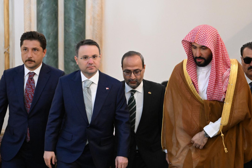 Bakan Gürlek, Suudi mevkidaşı ile bir araya geldi - Resim : 3