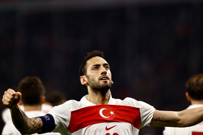 A Milli Takım'dan büyük başarı! Macaristan'ın fişini ilk yarıda çektik, Uluslar A Ligi'ne yükseldik