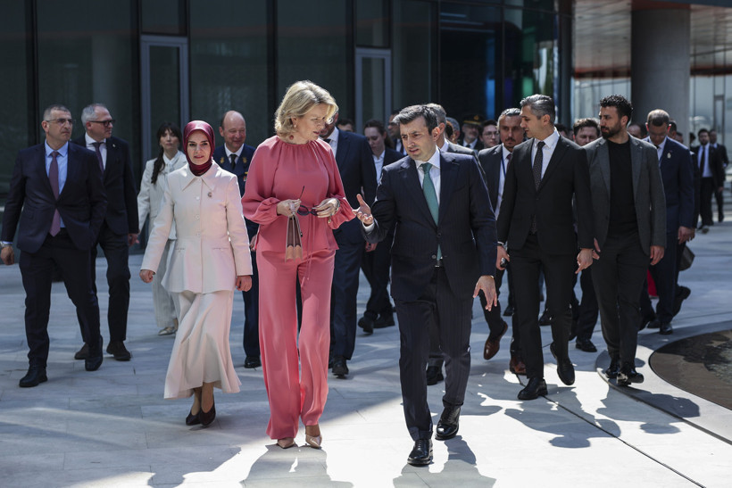 Belçika Kraliçesi Mathilde'den Baykar'a ziyaret