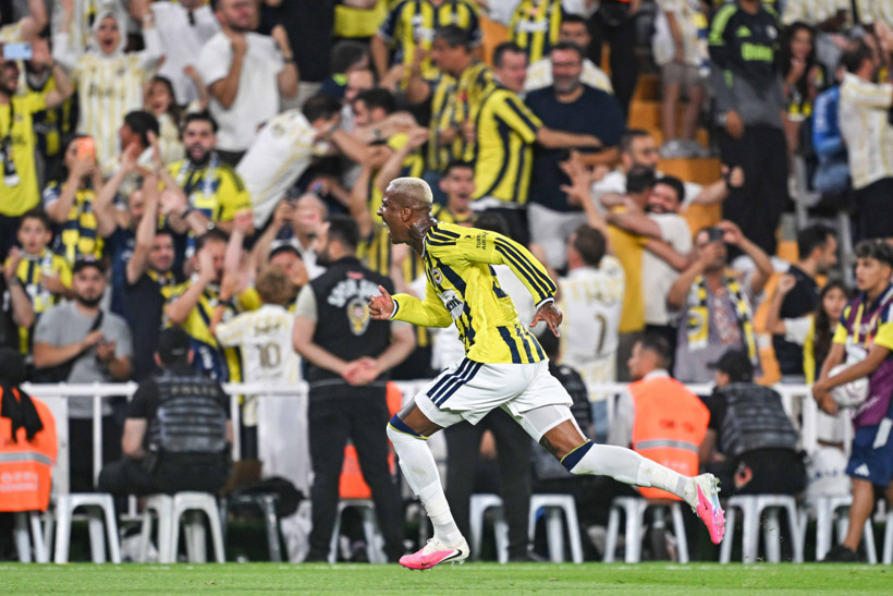 Fenerbahçe-Gornik Zabrze maçı Türkiye'yi ekrana kilitledi! Futbolseverler tv100'de futbola doydu - Resim : 2
