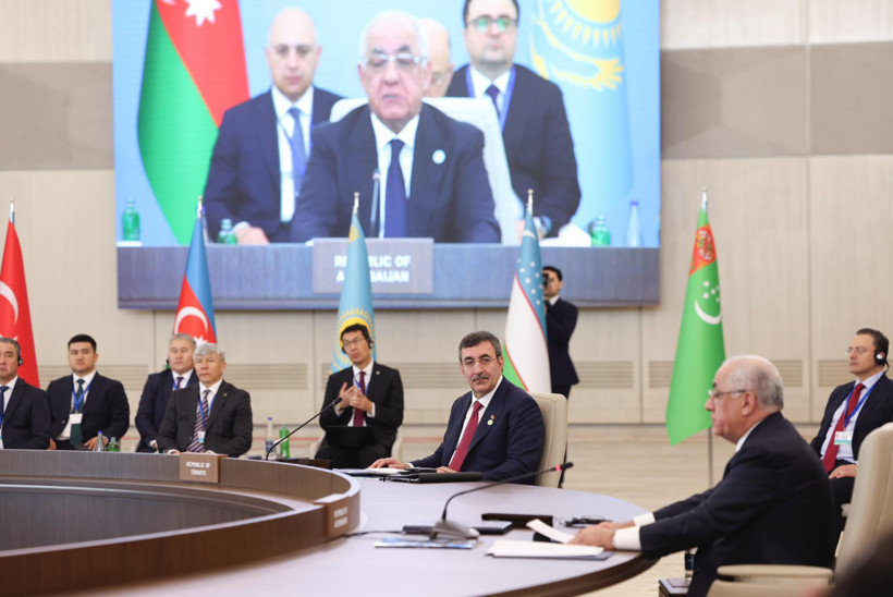 Cumhurbaşkanı Yardımcısı Cevdet Yılmaz'dan Azerbaycan’da diplomasi trafiği - Resim : 2