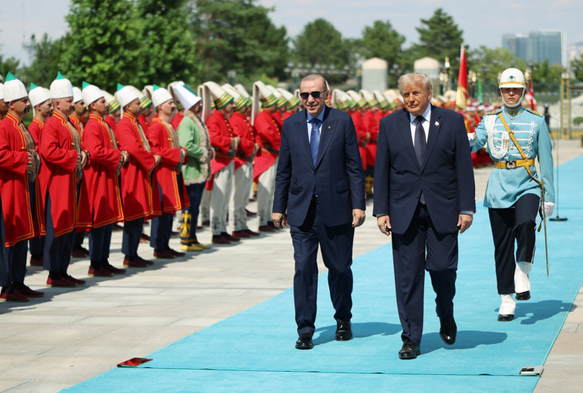 Erdoğan ve Trump’tan tarihi buluşma! "CAATSA yaptırımlarını kaldıracağız" dedi, 5 adet F-35 sözü verdi - Resim : 10
