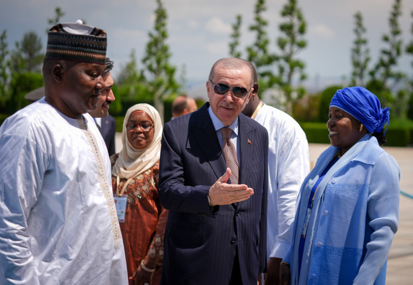 Cumhurbaşkanı Erdoğan, Nijer Cumhurbaşkanı Tchiani’yi Külliye’de törenle karşıladı - Resim : 2