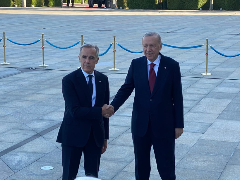 Cumhurbaşkanı Erdoğan, Kanada Başbakanı Carney'i resmi t&ouml;renle karşıladı