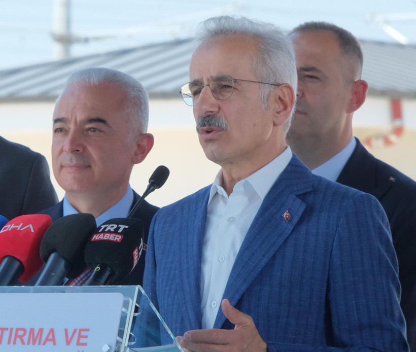 Türkiye’nin Avrupa kapısında tarihi adım! Bakan Uraloğlu duyurdu: 4 saatlik Yol 1,5 saate düşecek!