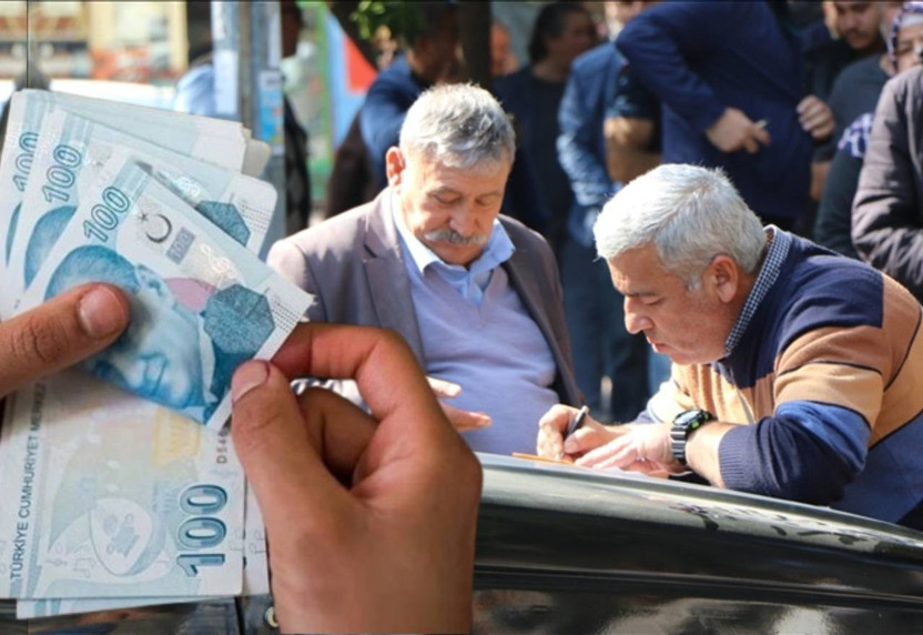 Emekliye bayram ikramiyesinde rakam belli oldu!