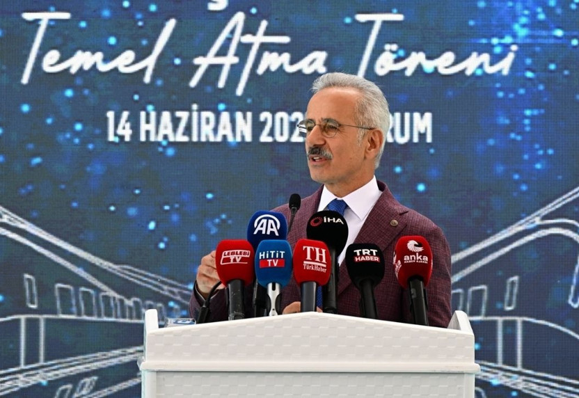Samsun’a hızlı trende kritik adım: Hızlı tren Karadeniz’e uzanıyor! Ankara-Samsun arası 2,5 saate düşecek