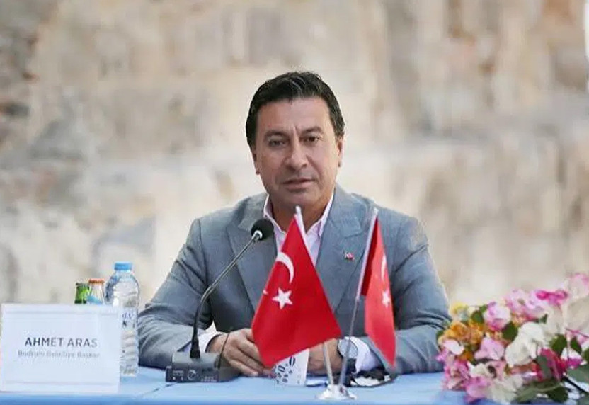Muğla Büyükşehir Belediye Başkanı Ahmet Aras CHP'den istifa etti: Benim tarafım Muğla'dır